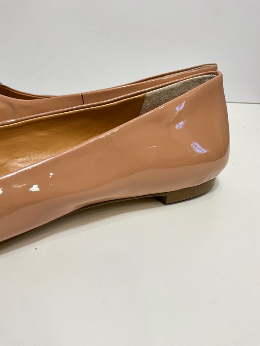 J.CREW Emery Patent Leather Flats Nude Pointed Toe Bow Detail Size 8.5 - Picture 4 of 10